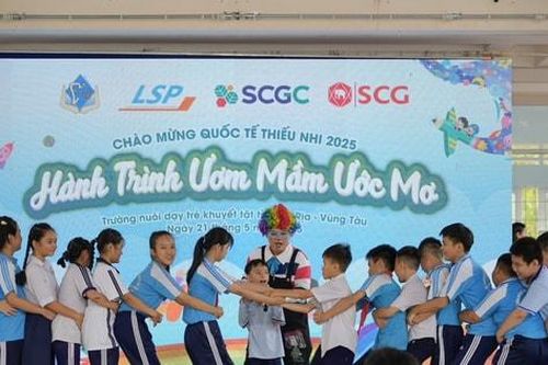 Tập đoàn SCG hỗ trợ đào tạo kỹ năng số cho học sinh khiếm thính