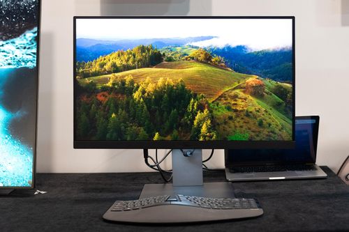 Apple 'chơi trội', các hãng chạy theo phục vụ