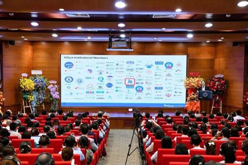 Nâng cao an toàn và chất lượng chăm sóc người bệnh