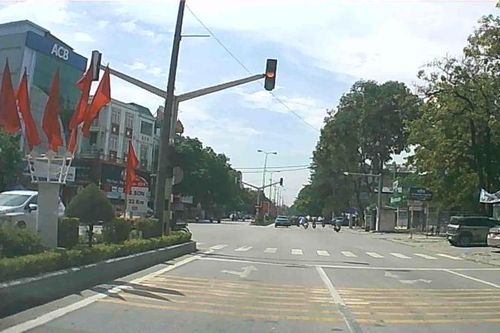Khi đèn tín hiệu trở thành nỗi lo của người đi đường