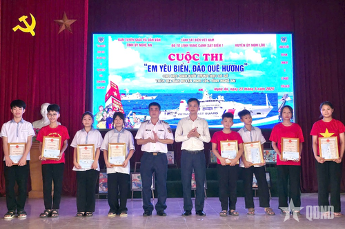 Sôi động Cuộc thi 'Em yêu biển, đảo quê hương' tại Nghệ An