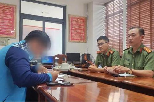 Bị phạt vì tổ chức giải bóng đá 'chui'
