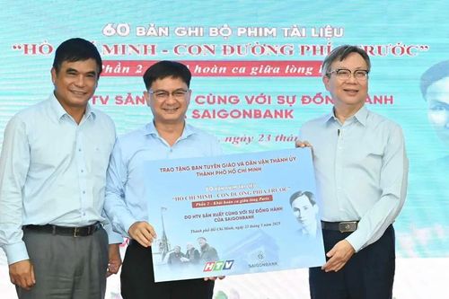 TPHCM tiếp nhận bản ghi phần 2 bộ phim tài liệu 'Hồ Chí Minh - Con đường phía trước'