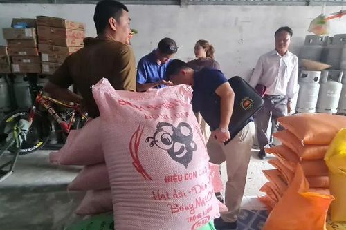 Gạo ngâm bị nhớt ở Hậu Giang: Cơ quan chức năng lấy mẫu kiểm tra