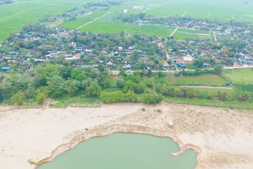 Nghệ An xử phạt doanh nghiệp khai thác cát làm sạt lở bờ sông Lam