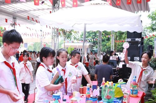 Lan tỏa lối sống xanh từ ngày hội 'trường học không rác thải'