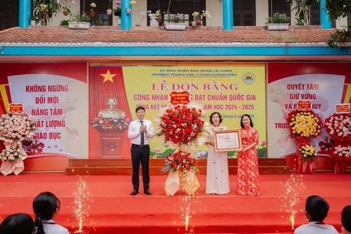 Hải Phòng: Thêm một trường THCS đạt chuẩn Quốc gia