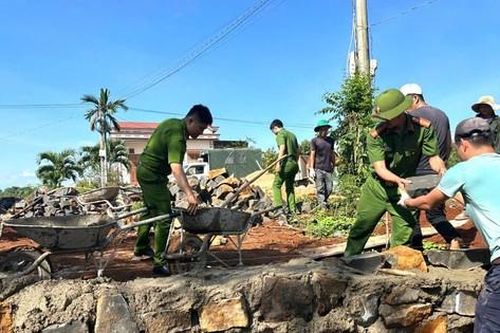 Công an Đắk Nông góp công, góp sức hoàn thành 500 căn nhà tặng hộ nghèo
