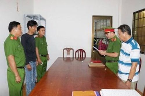 Khởi tố, bắt tạm giam 'đại ca bên xã đảo' cưỡng đoạt tài sản