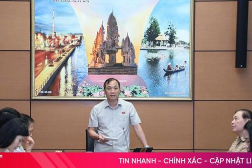 Đoàn ĐBQH Hà Tĩnh tham gia thảo luận về phát triển KT-XH, ngân sách Nhà nước
