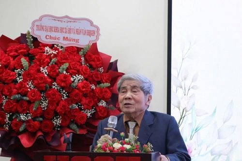 Giáo sư Hà Minh Đức: Một nhân cách lớn luôn đặt tri thức và đạo đức lên hàng đầu