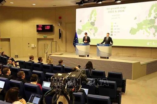 Diễn đàn Kinh tế Brussels tìm giải pháp nâng cao khả năng tự chủ chiến lược của EU