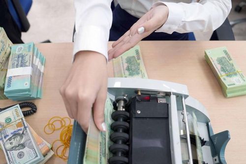 Room ngoại được nới lên 49%, mở đường cho ngân hàng tăng trưởng mạnh