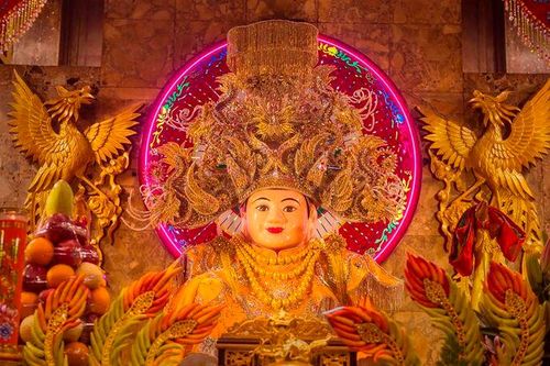 Về nơi tín ngưỡng cộng đồng