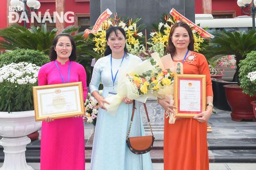 Đà Nẵng có hai cá nhân đạt giảng viên chính trị xuất sắc và giỏi cấp toàn quốc