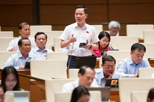 Kỳ họp thứ 9, Quốc hội khóa XV: Quốc hội thảo luận về Dự án Luật sửa 7 luật trên lĩnh vực đấu thầu, đầu tư