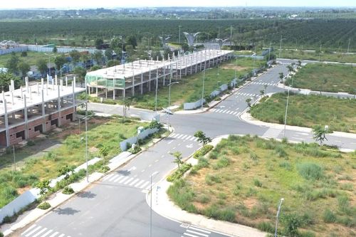 Thời đàm: Thị trường bất động sản đang lệch pha cung - cầu