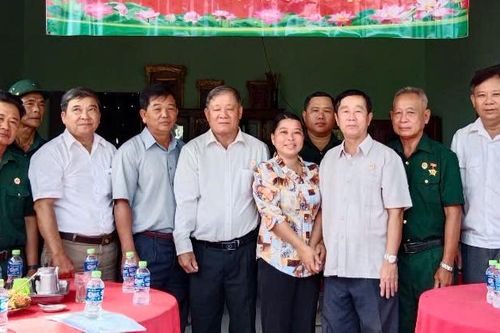 Trao tặng 3 căn nhà cho hội viên gặp khó khăn về nhà ở