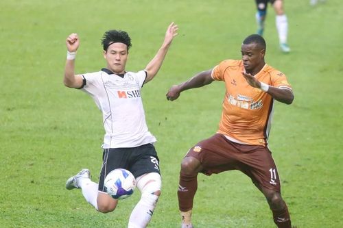 Minh Vương tỏa sáng mang về 1 điểm cho Hoàng Anh Gia Lai