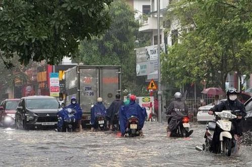 Bao giờ đô thị hết cảnh cứ mưa là ngập?
