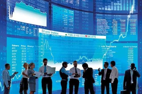 Hồ sơ đăng ký Công ty đại chúng phải có báo cáo về vốn điều lệ đã góp trong vòng tối thiểu 10 năm