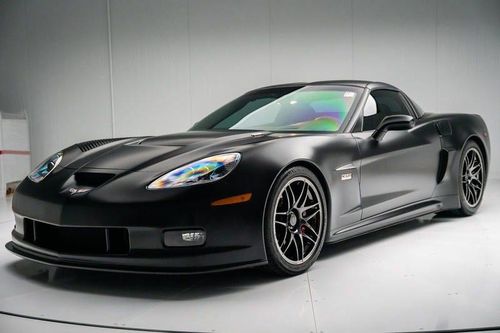 Bản độ đường phố từ xe đua Corvette C6.R được rao bán gần 9 tỷ đồng
