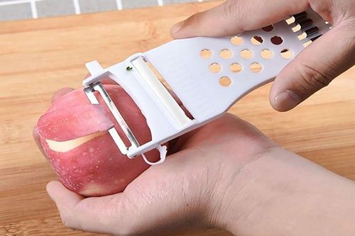 Lỗ tròn trên nạo rau củ có tác dụng gì?