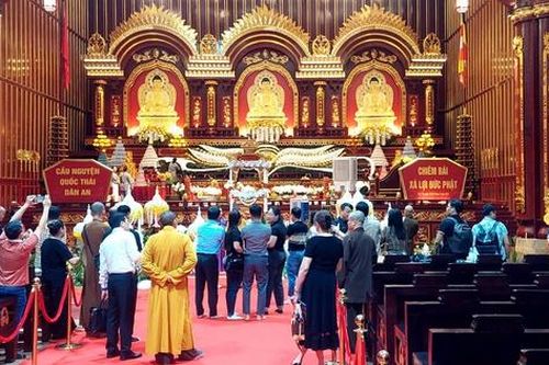 Quảng Ninh sẽ đón khoảng 1 triệu lượt người về chiêm bái Xá lợi Đức Phật tại Cung Trúc Lâm Yên Tử