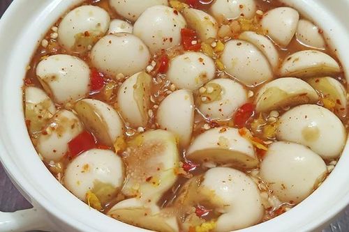 Ăn cà cùng canh cua: Món ngon dân dã và những nguy cơ tiềm ẩn cho sức khỏe