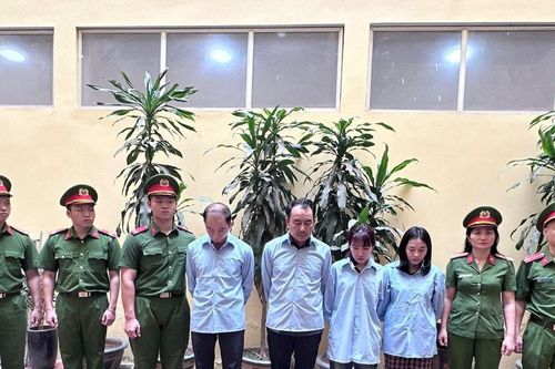 Chấn chỉnh đạo đức công vụ