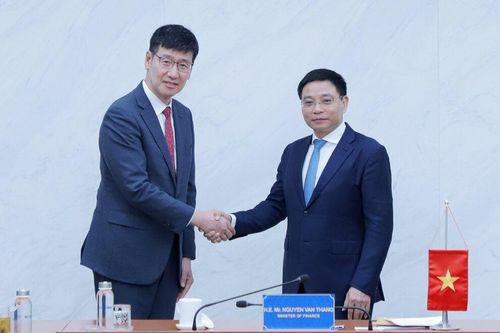 Samsung làm việc với Bộ Tài chính, nêu lại kiến nghị hoàn thuế