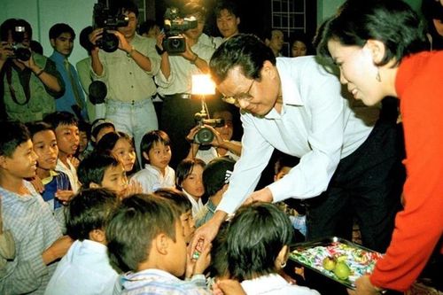 Đồng chí Trần Đức Lương - Nhà lãnh đạo có nhiều đóng góp quan trọng cho sự nghiệp đổi mới, phát triển đất nước và bảo vệ Tổ quốc
