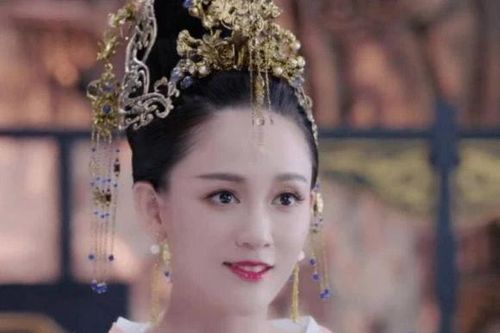 Hoàng hậu hạnh phúc nhất Trung Quốc, vua sủng ái 45 năm