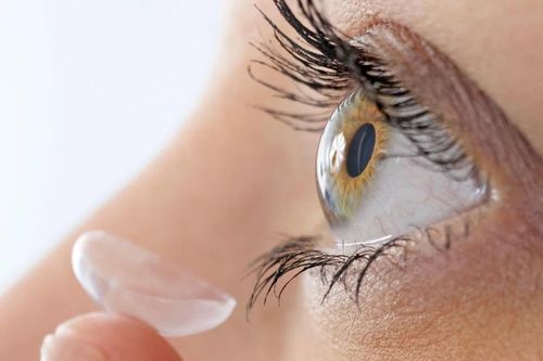 Kính áp tròng siêu thị lực mới cho phép mắt người nhìn thấy ánh sáng cận hồng ngoại