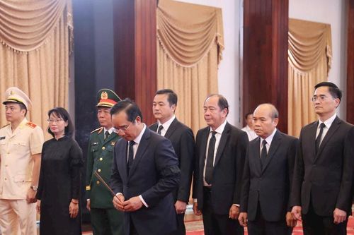 Lễ viếng nguyên Chủ tịch nước Trần Đức Lương tại TP HCM