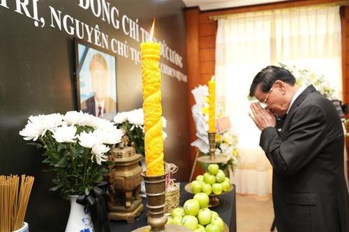 Lãnh đạo, đại sứ các nước viếng, chia buồn nguyên Chủ tịch nước Trần Đức Lương từ trần