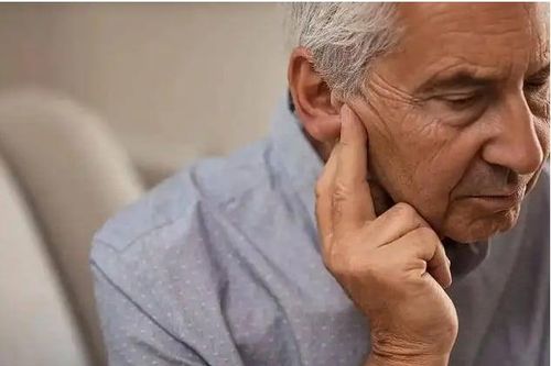 Dấu hiệu ở tai cảnh báo sớm nguy cơ đột quỵ