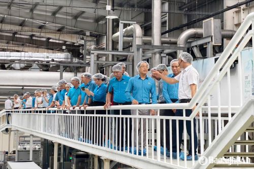 Nghệ An tổ chức chương trình trao đổi kinh nghiệm trong phong trào thi đua lao động sáng tạo