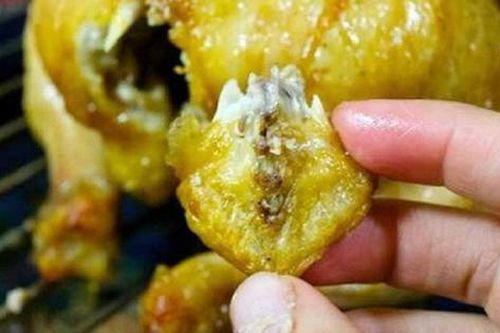3 bộ phận 'vừa bẩn, vừa độc' của con gà, nhiều người không biết tưởng bổ