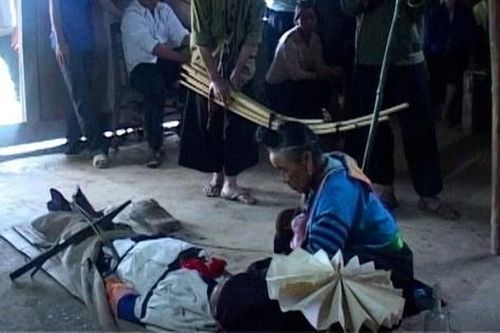 Sơn La: Tuyên truyền xóa bỏ hủ tục tang ma của đồng bào dân tộc Mông ở xã biên giới