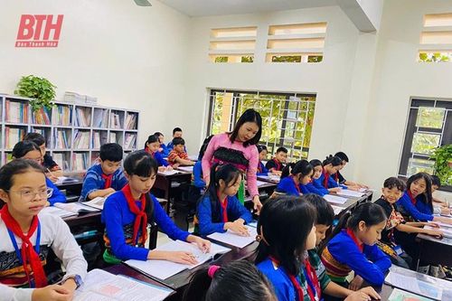 Trường Phổ thông Dân tộc nội trú THCS huyện Quan Sơn chú trọng nâng cao chất lượng giáo dục
