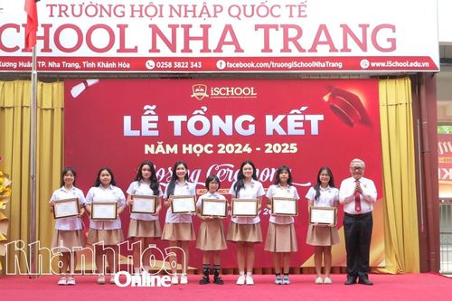 Trường iSchool Nha Trang tổng kết năm học 2024 - 2025 cấp THCS và THPT