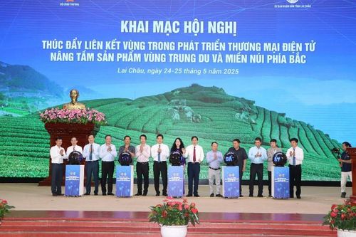 Khai mạc Hội nghị 'Thúc đẩy liên kết vùng trong phát triển thương mại điện tử nâng tầm sản phẩm trung du và miền núi phía Bắc' năm 2025 tại tỉnh Lai Châu