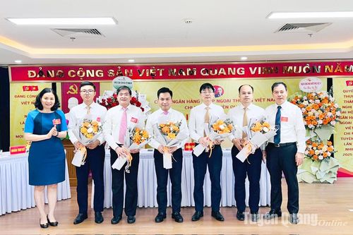 Chi bộ Vietcombank Chi nhánh Tuyên Quang Đại hội lần thứ II, nhiệm kỳ 2025 – 2030