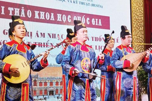 Hướng đi bền vững cho nhã nhạc