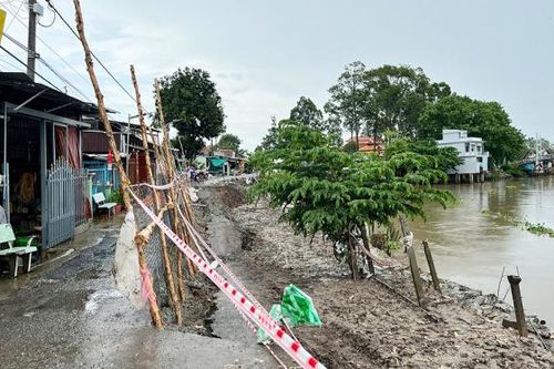 Liên tiếp xảy ra sạt lở bờ sông, kênh rạch trên địa bàn tỉnh An Giang