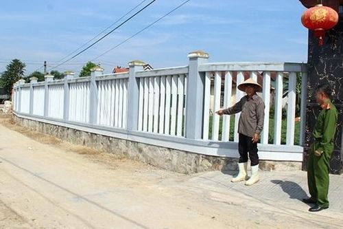 Người dân tình nguyện hiến đất để xây dựng nông thôn mới