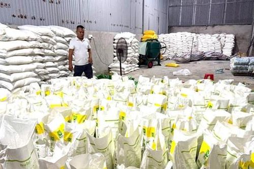 Đồng Nai: Phát hiện một công ty nghi sản xuất, buôn bán phân bón giả