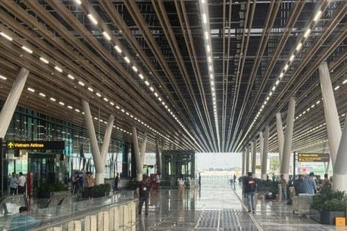 Đã khắc phục xong rò rỉ từ ống thoát nước nhà ga T3 Tân Sơn Nhất
