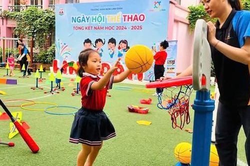 Mùa hè không 'nhốt' con trong nhà: Phụ huynh tìm kế hoạch, chuyên gia gợi ý
